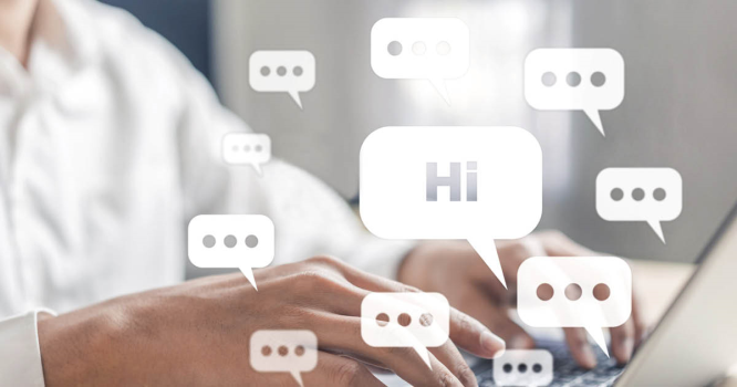 engaged employee instant messaging with coworkers